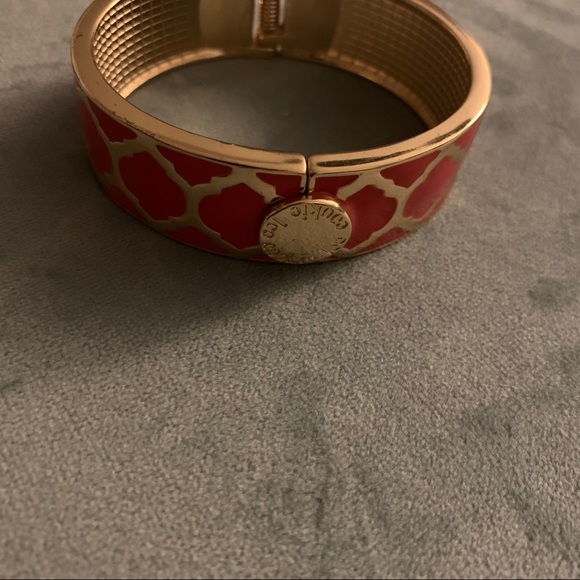 Cookie Lee- Clasp Bracelet - Picture 3 of 8